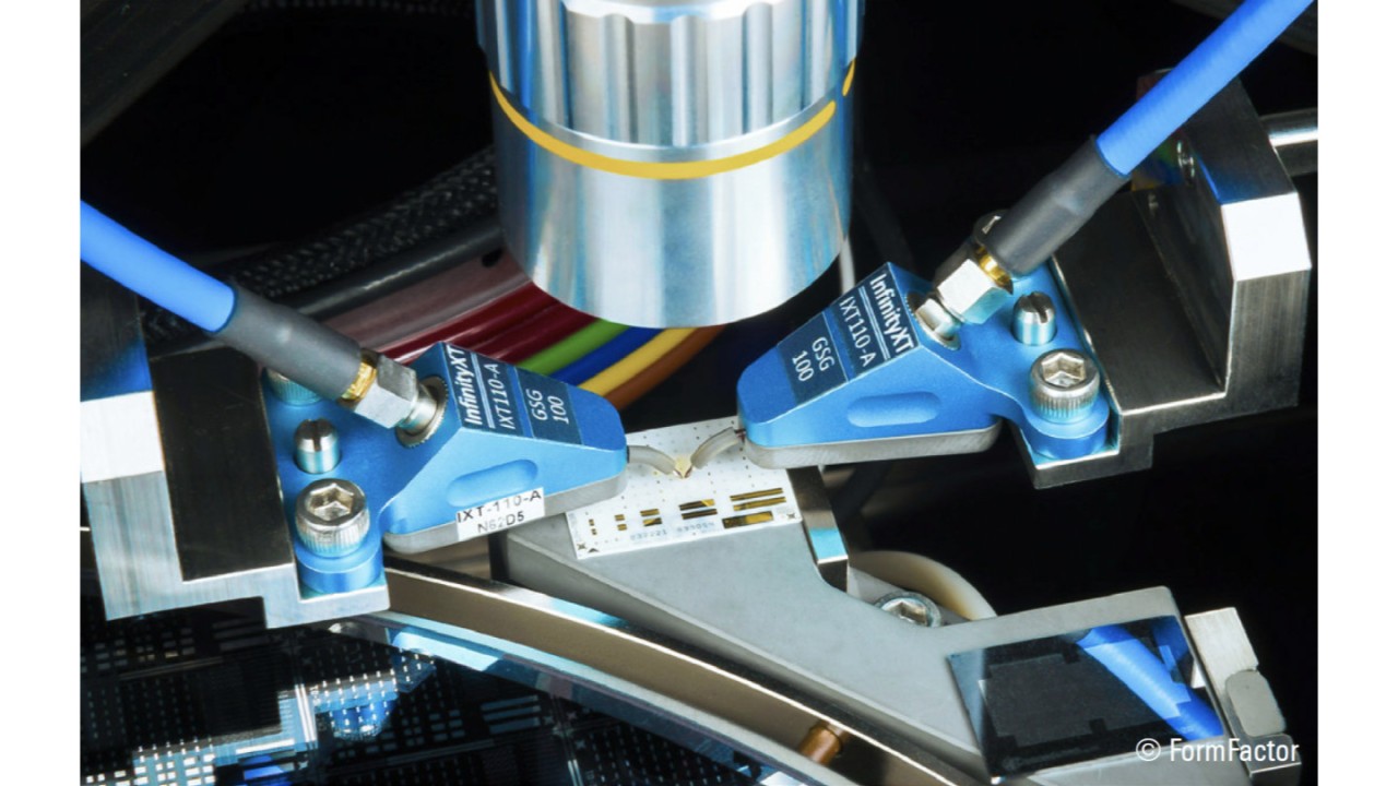 FormFactor InfinityXT RF probes contacting a standard on a calibration substrate. FormFactor InfinityXT RF probes contacting a standard on a calibration substrate.